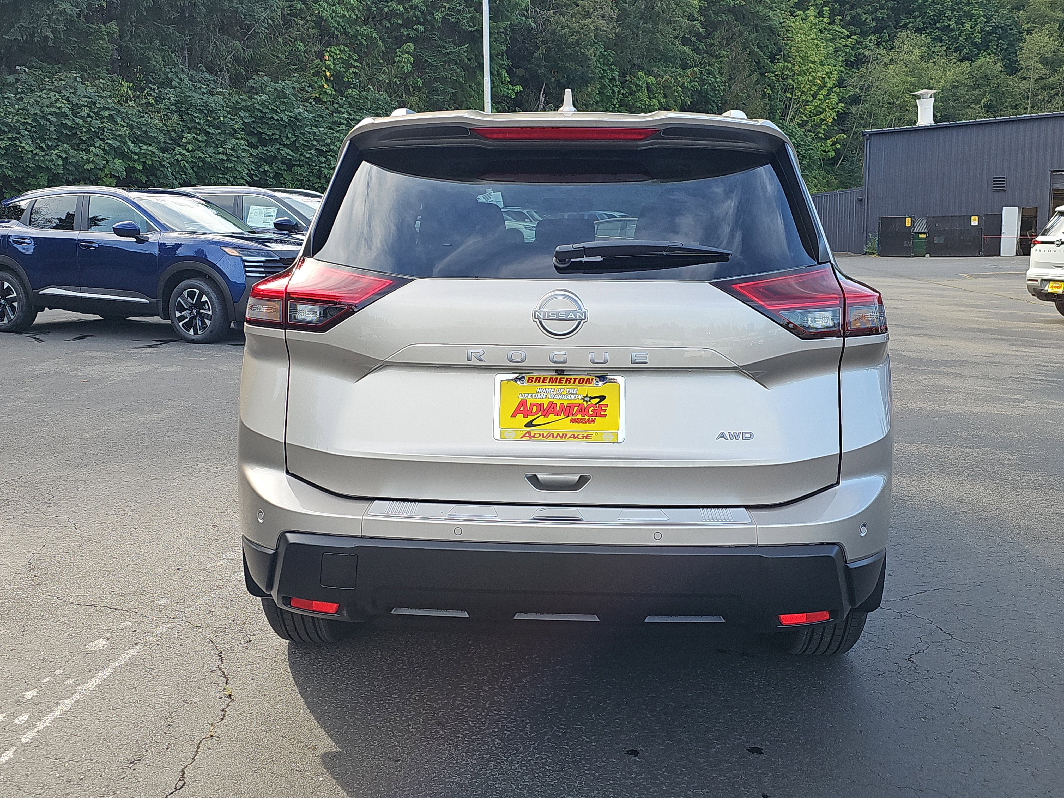 New 2026 Nissan Rogue SV image 4
