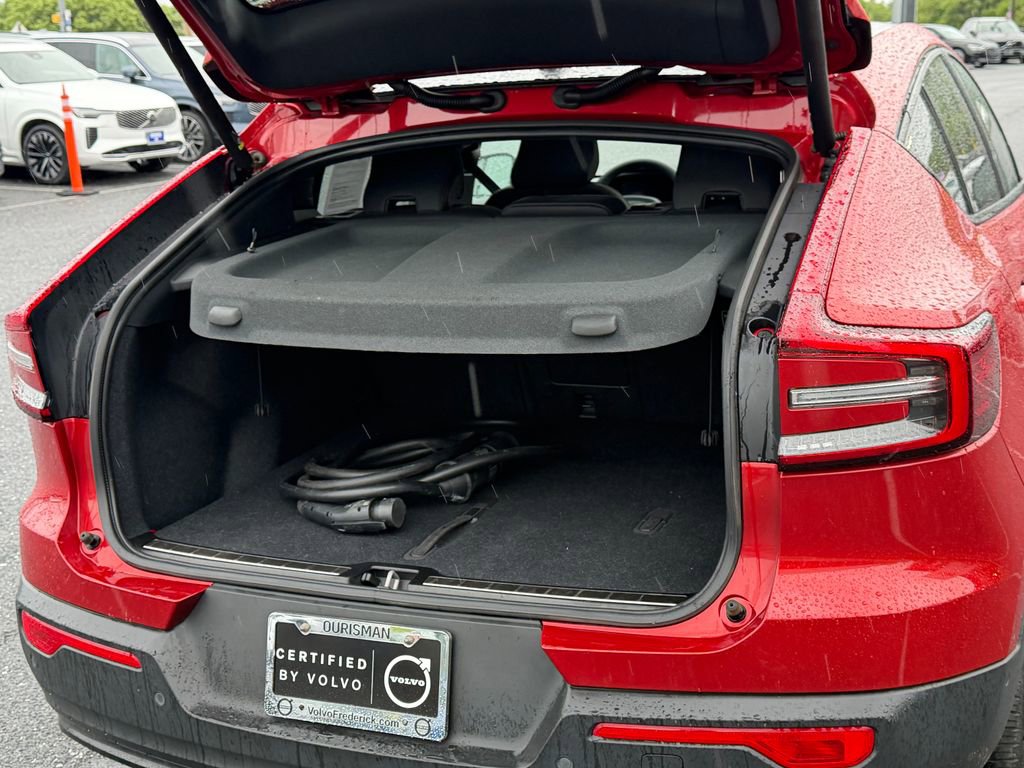 Certified 2023 Volvo C40 P8 Recharge Plus w/ Climate Package AWD/4WD image 20
