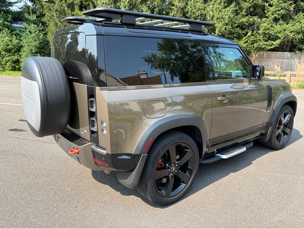 Used 2022 Land Rover Defender 90 X AWD/4WD image 10