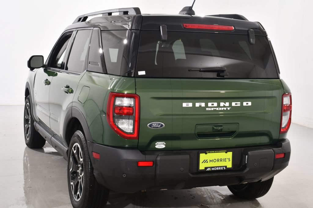 Used 2025 Ford Bronco Sport Outer Banks w/ Outer Banks Tech Package+ AWD/4WD image 14