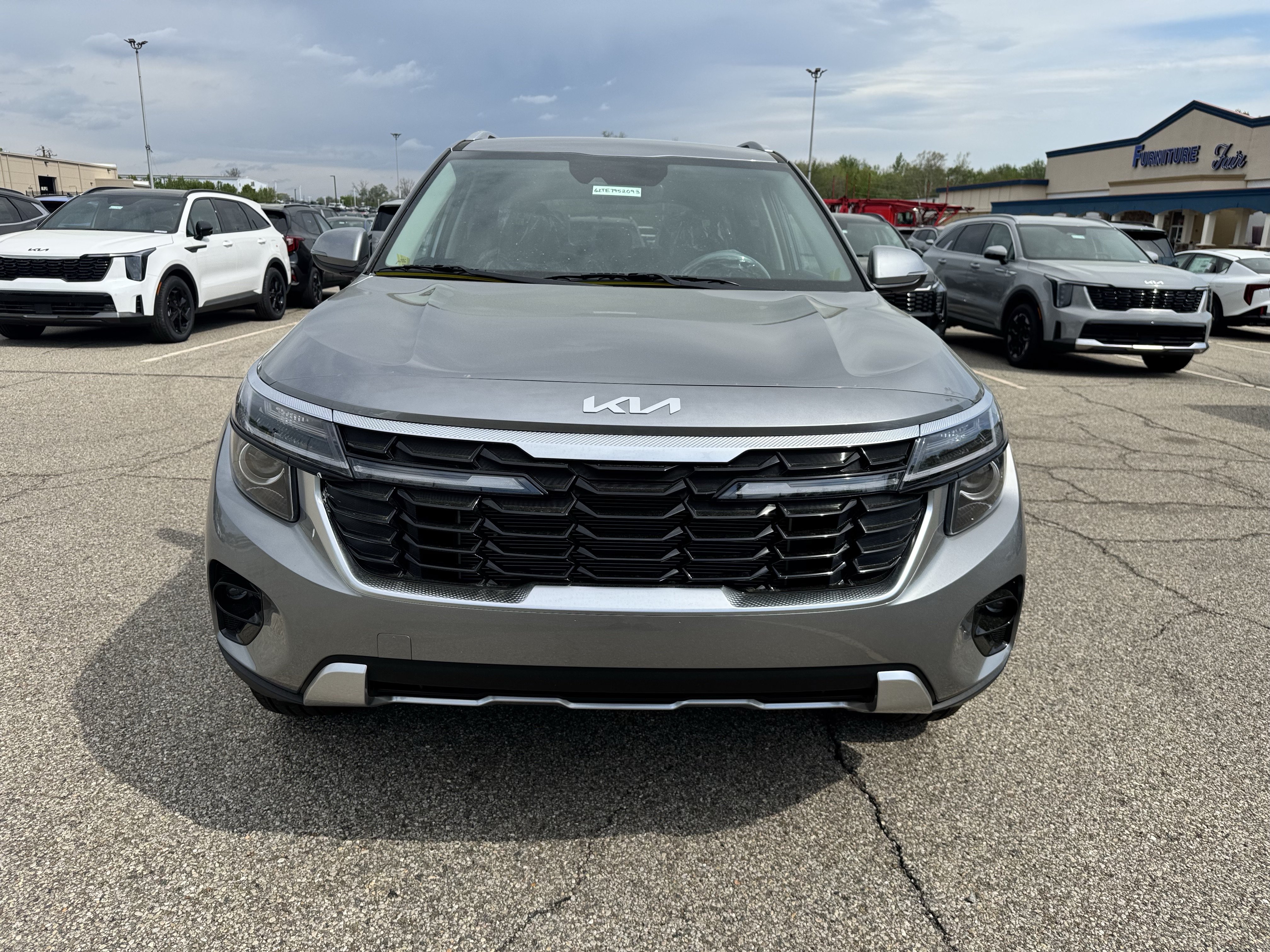 New 2026 Kia Seltos S AWD/4WD image 23