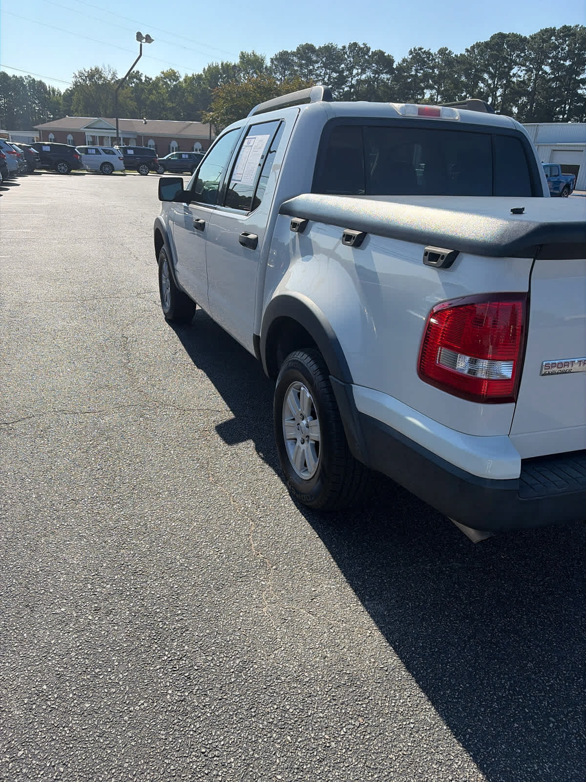 Used 2008 Ford Explorer Sport Trac XLT RWD image 5