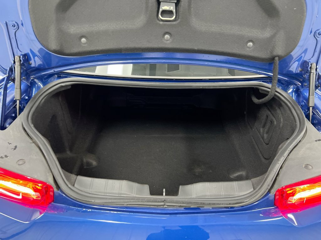 Used 2019 Chevrolet Camaro LT RWD image 22