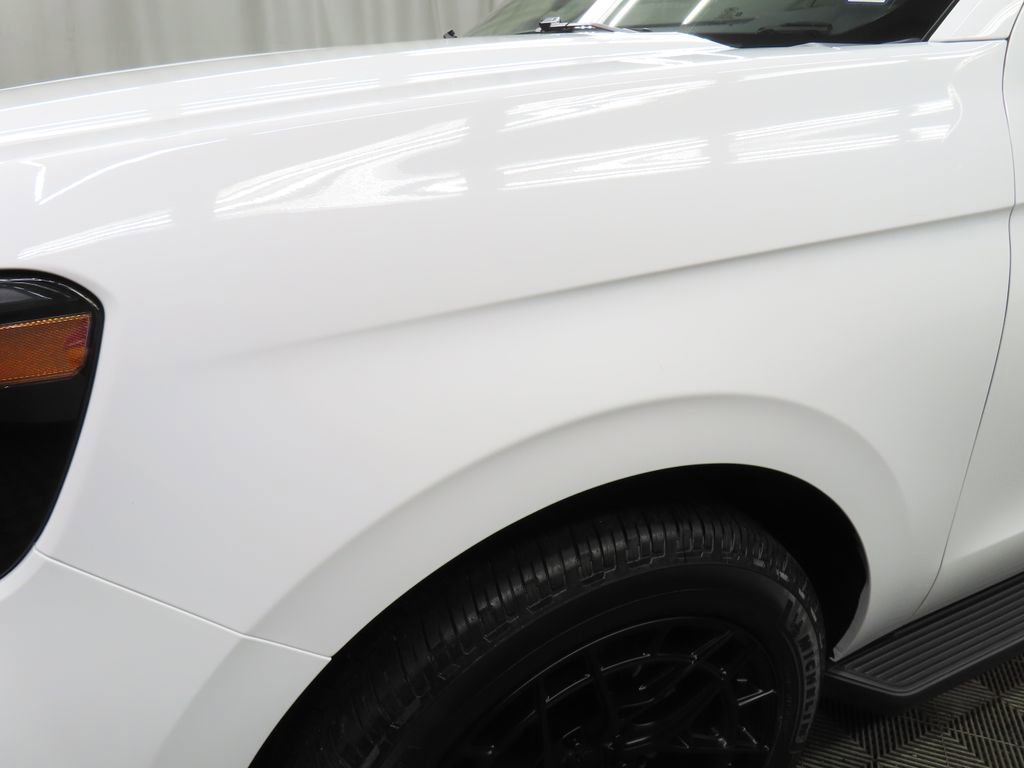 Used 2025 Ford Expedition Active AWD/4WD image 52