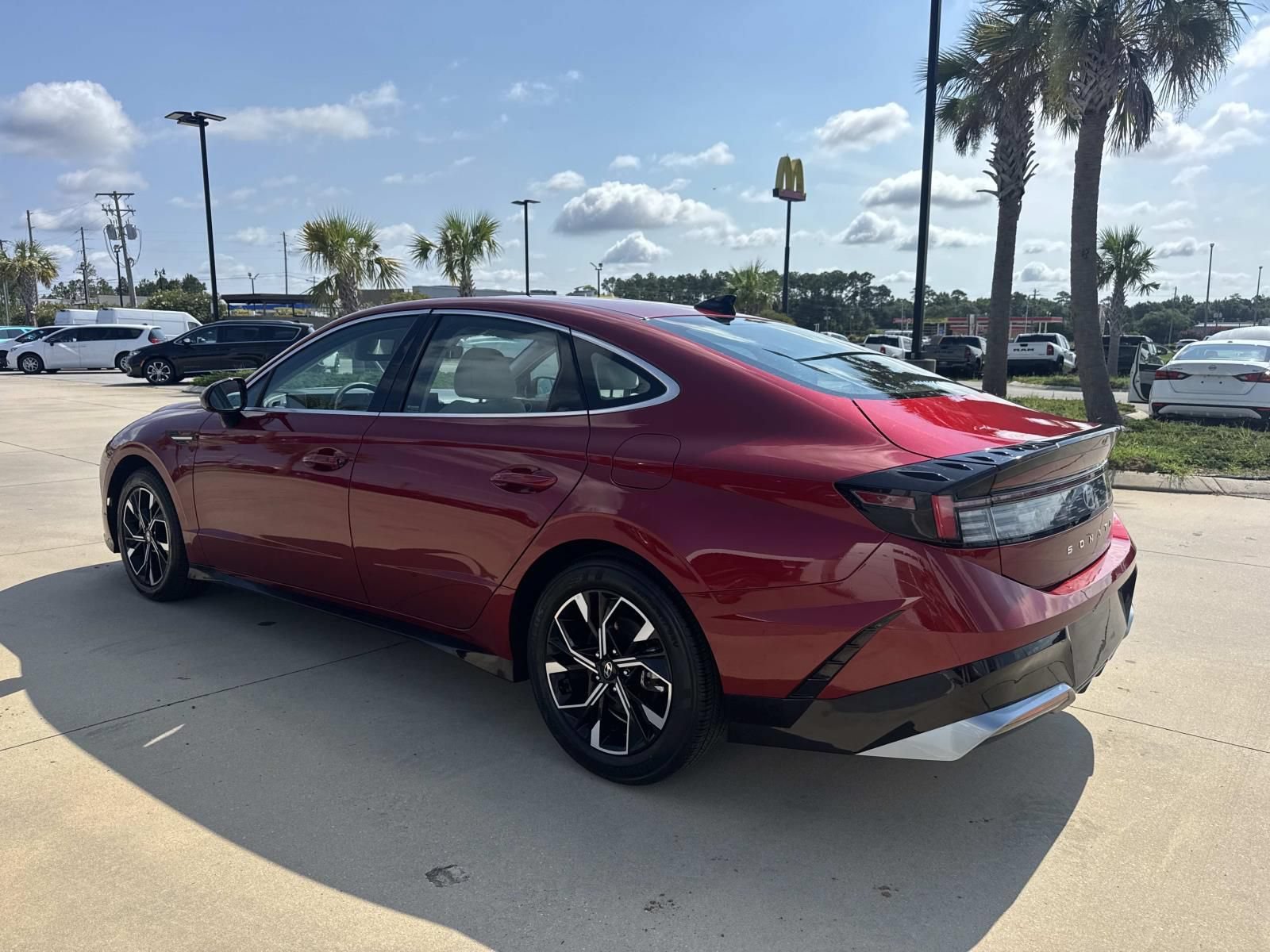 Used 2025 Hyundai Sonata SEL FWD image 5