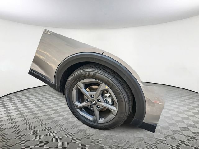 Used 2025 Kia K4 LXS image 8