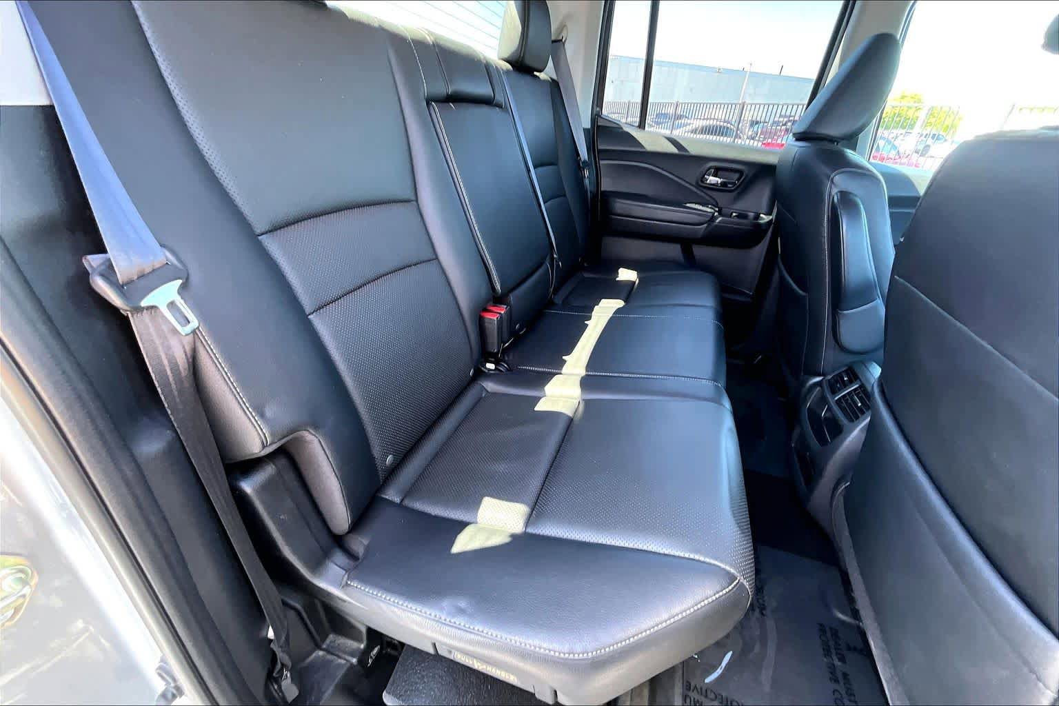 Used 2017 Honda Ridgeline RTL image 19