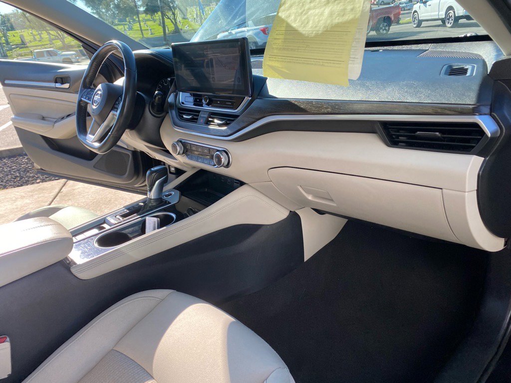 Used 2023 Nissan Altima 2.5 SV w/ SV Premium Package image 38