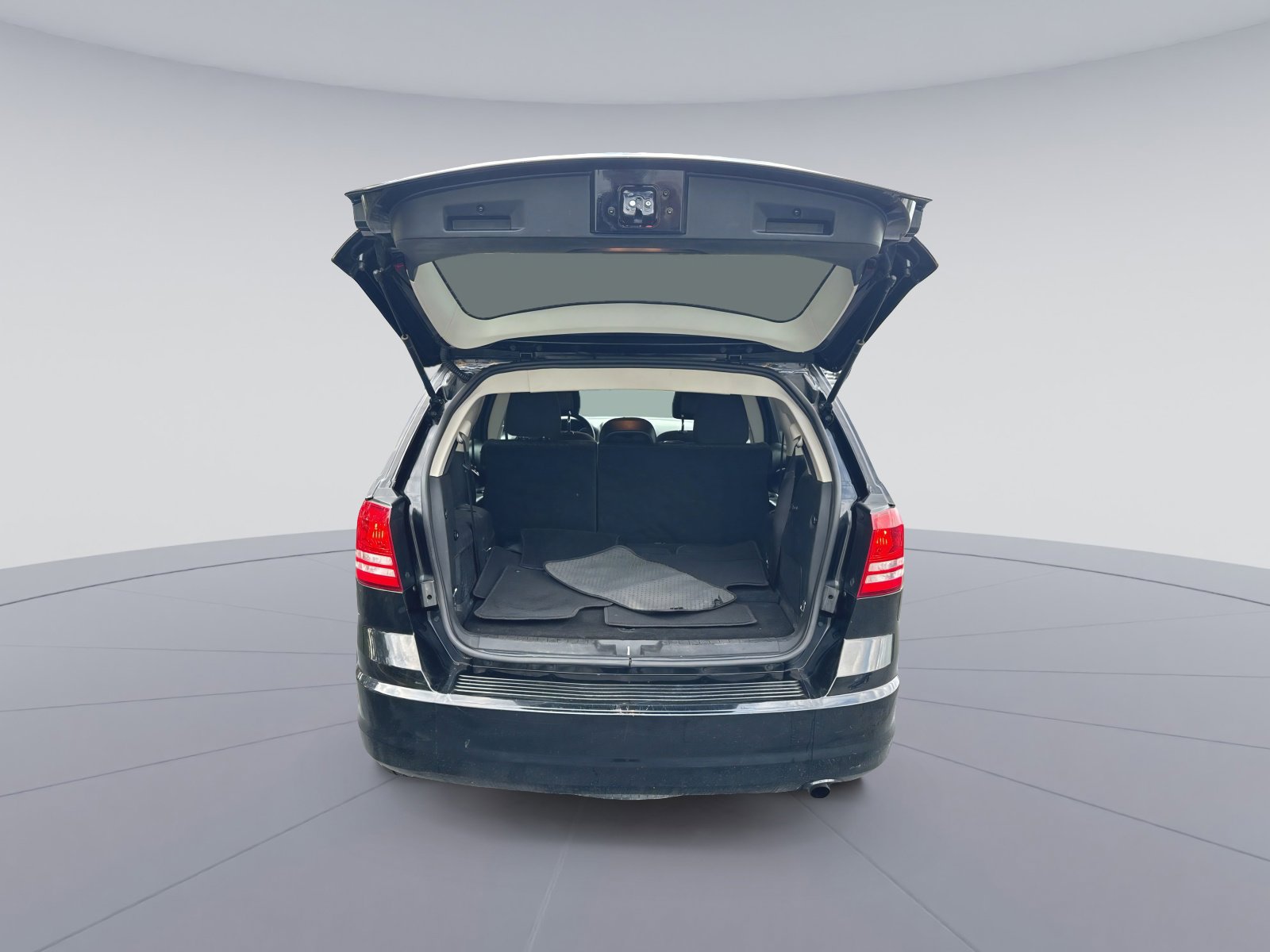 Used 2018 Dodge Journey SE image 26