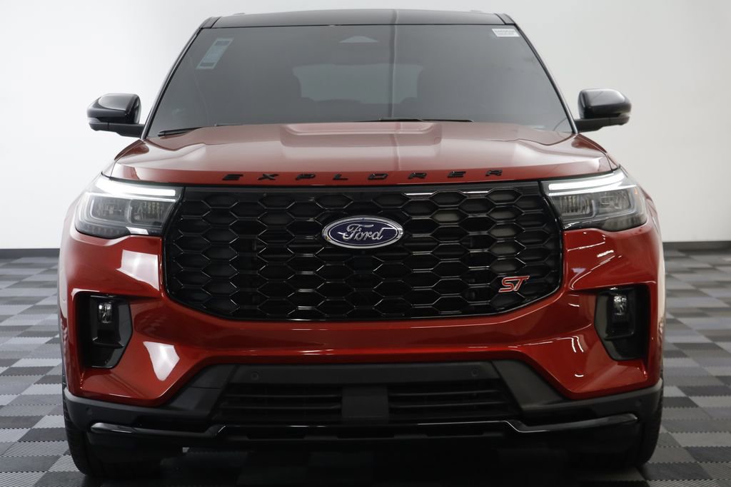 Used 2025 Ford Explorer ST w/ Sun And Sound Package image 22