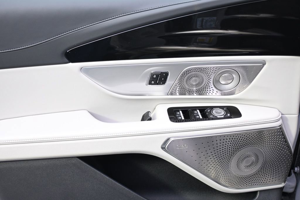 New 2026 Lincoln Nautilus Reserve image 22