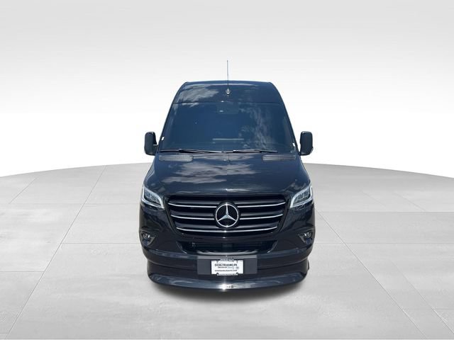 Used 2024 Mercedes-Benz Sprinter 3500 image 8