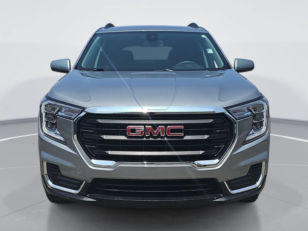 Certified 2024 GMC Terrain SLE w/ Driver Convenience Package AWD/4WD image 10