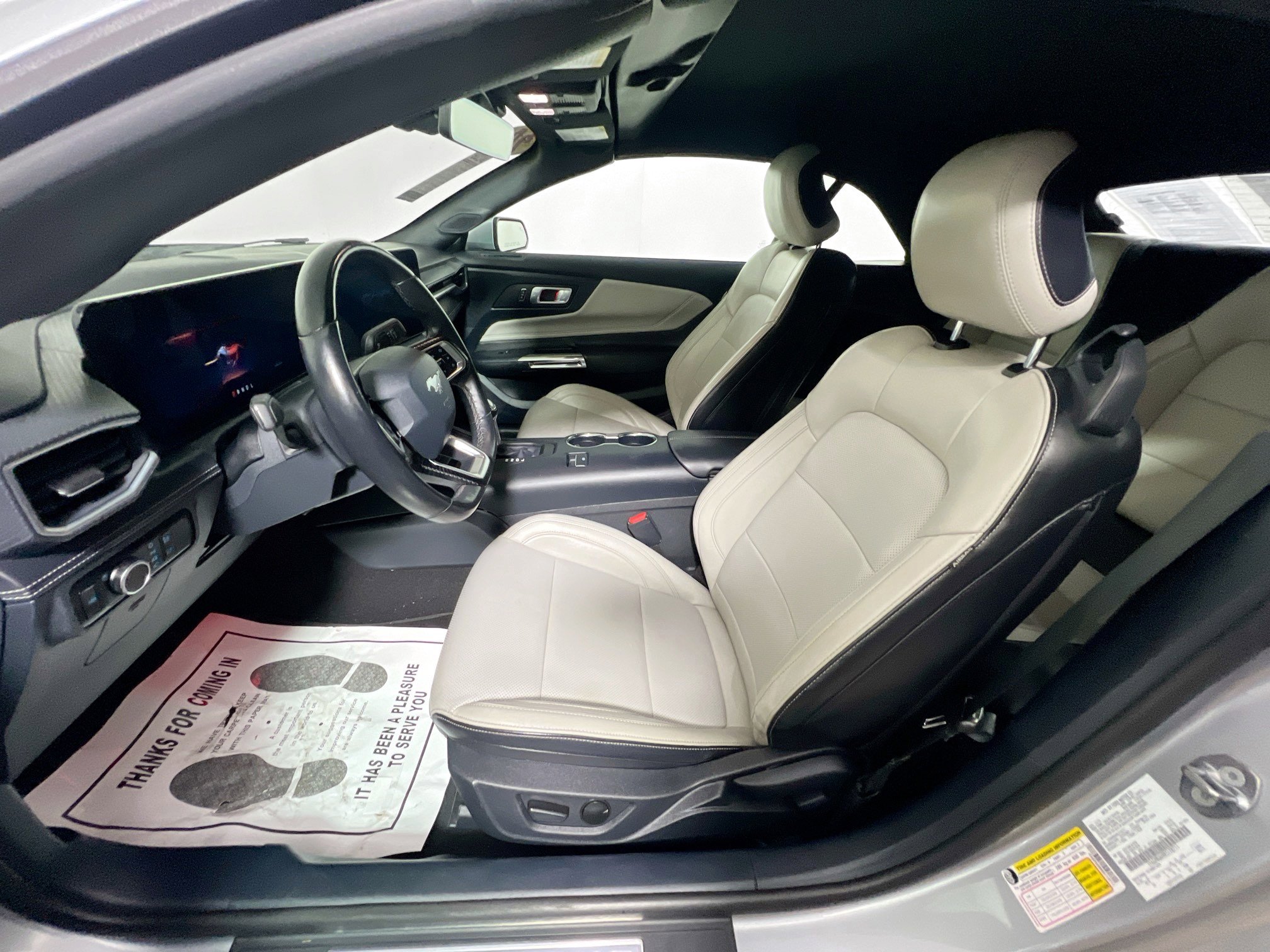 Used 2024 Ford Mustang Premium image 14