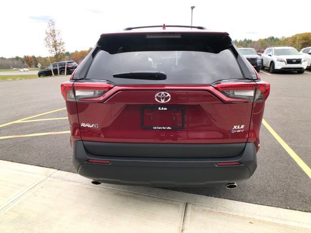 Used 2025 Toyota RAV4 XLE image 4