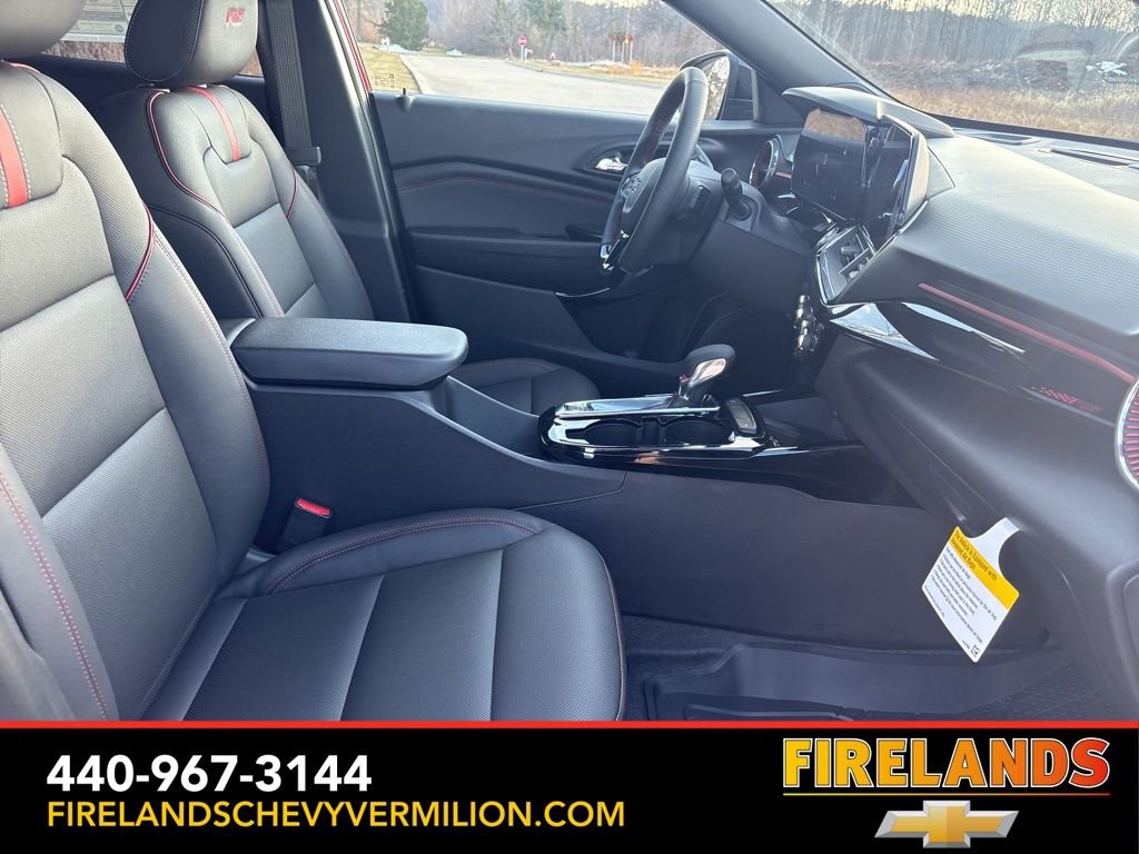 New 2026 Chevrolet Trax RS w/ Sunroof Package image 30