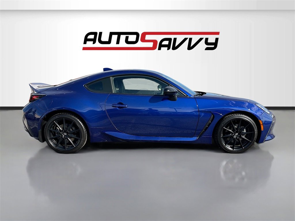 Used 2024 Toyota GR86 Premium image 8