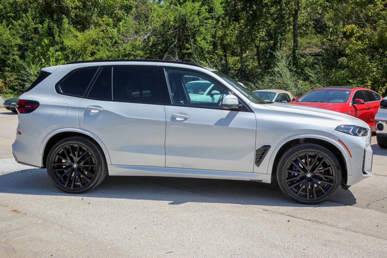 Used 2024 BMW X5 sDrive40i w/ M Sport Package RWD image 22