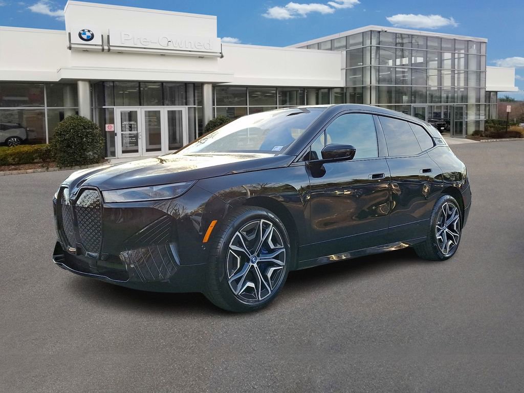 Certified 2024 BMW iX xDrive50 AWD/4WD image 1