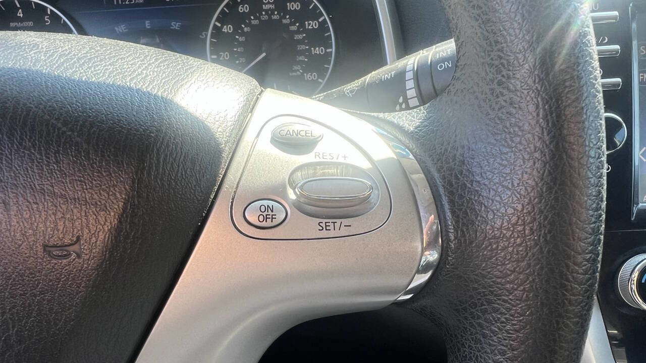 Used 2017 Nissan Murano S w/ Navigation Package image 19