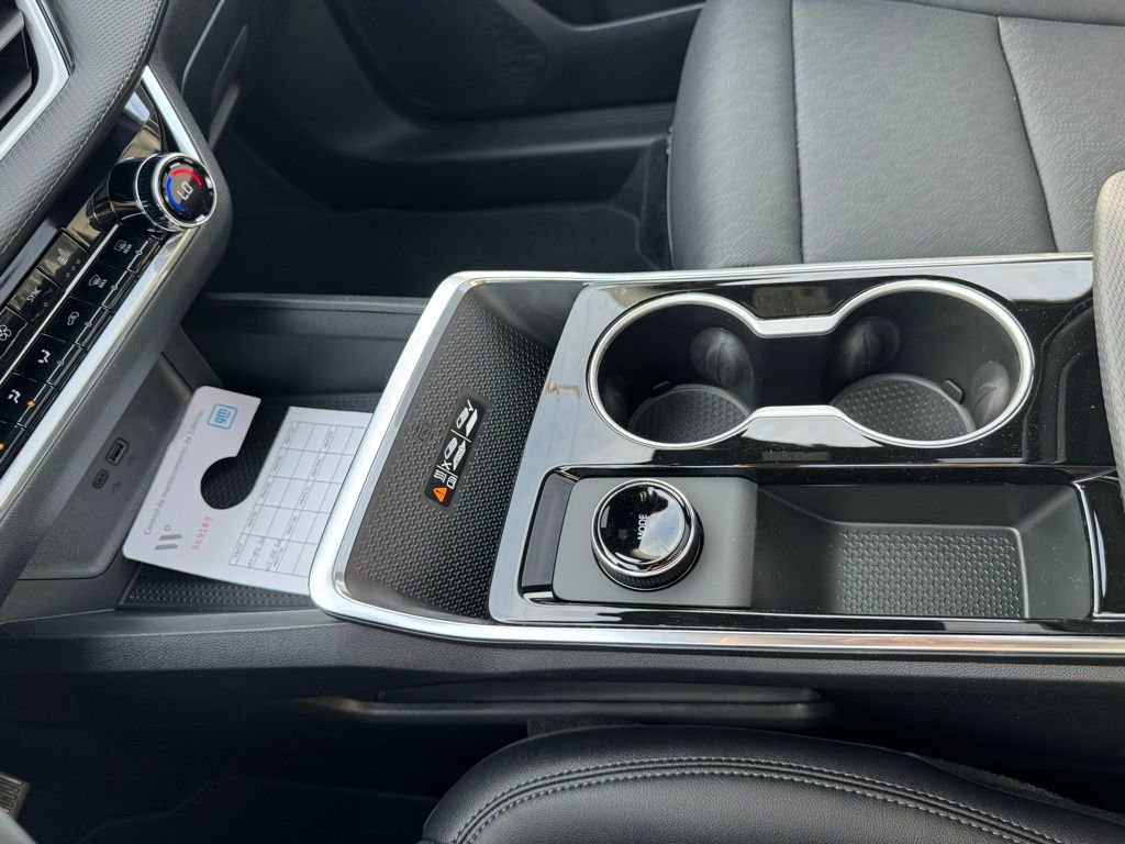 New 2026 Chevrolet Equinox LT w/ Convenience Package II image 23