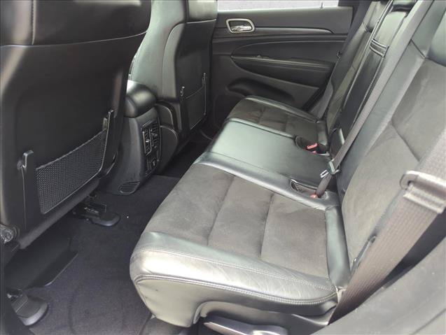 Used 2020 Jeep Grand Cherokee Altitude RWD image 10