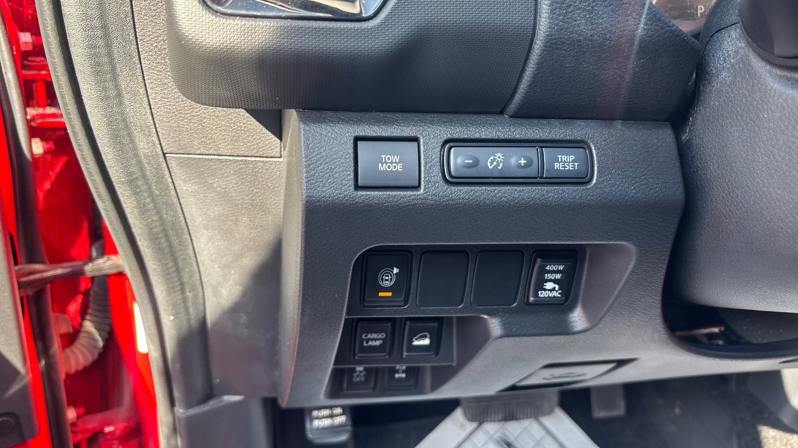 Used 2023 Nissan Frontier PRO-4X w/ Pro-4X Premium Package image 31