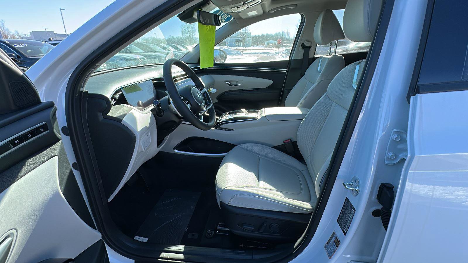Used 2024 Hyundai Tucson Limited image 17