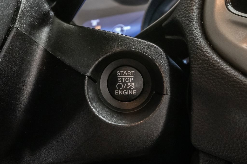 Used 2021 Jeep Compass 80th Special Edition image 16