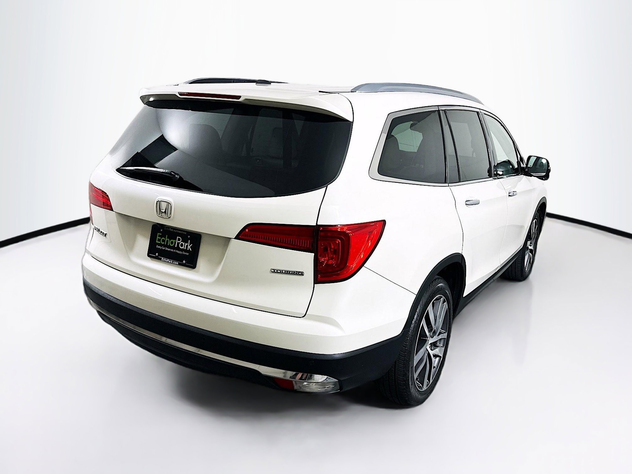 Used 2016 Honda Pilot Touring image 9
