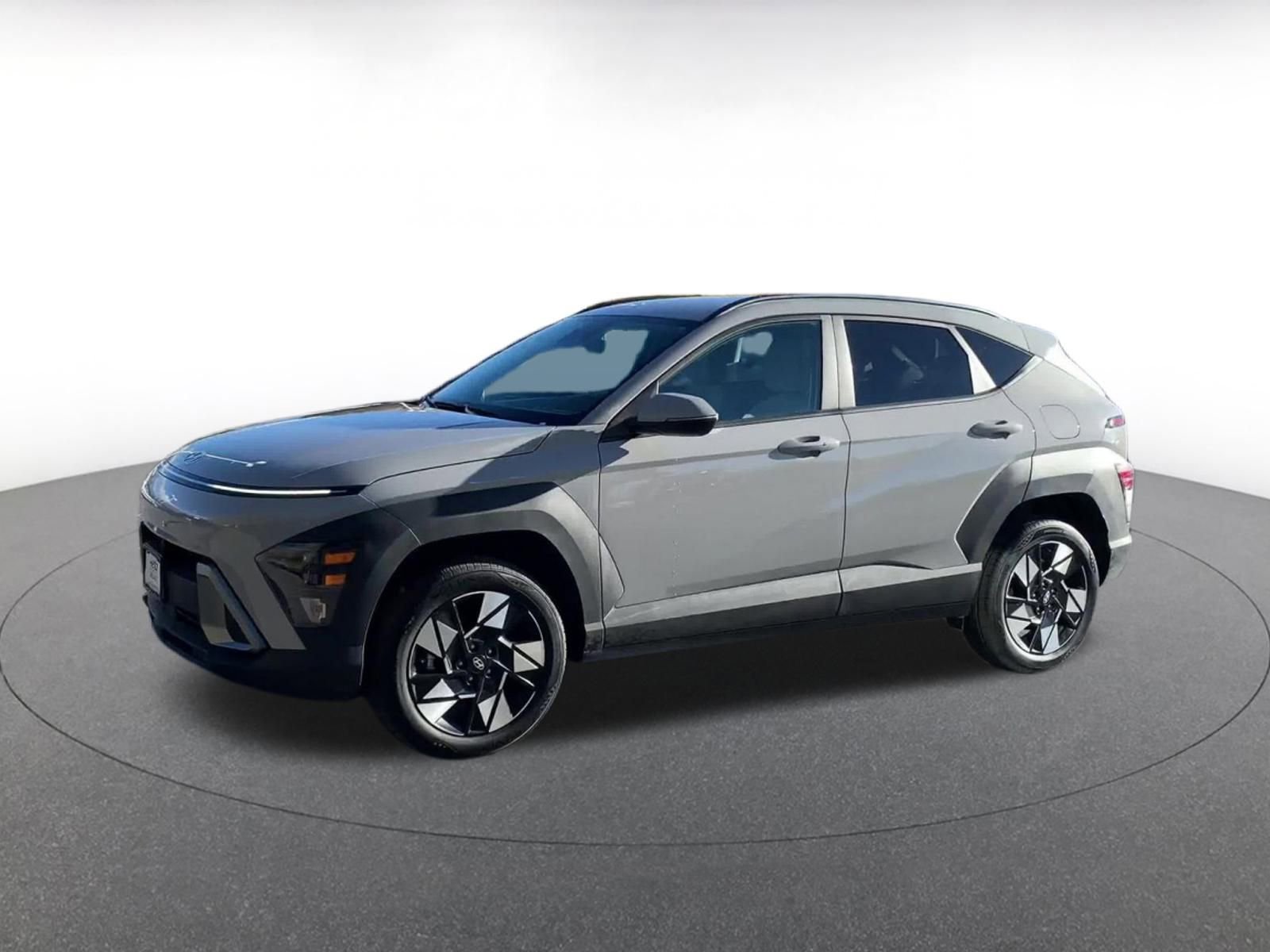 Used 2025 Hyundai Kona SEL image 7