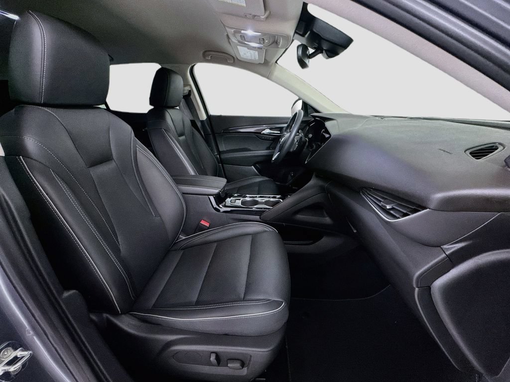 Used 2022 Buick Envision Essence w/ Technology Package I AWD/4WD image 29