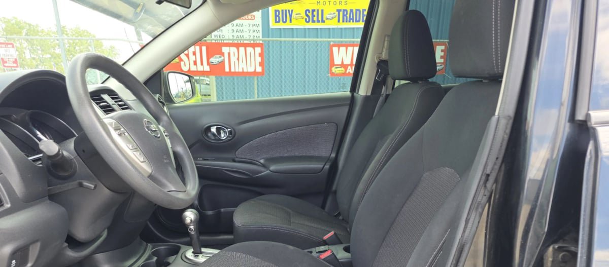 Used 2015 Nissan Versa w/ SL Tech Package FWD image 48