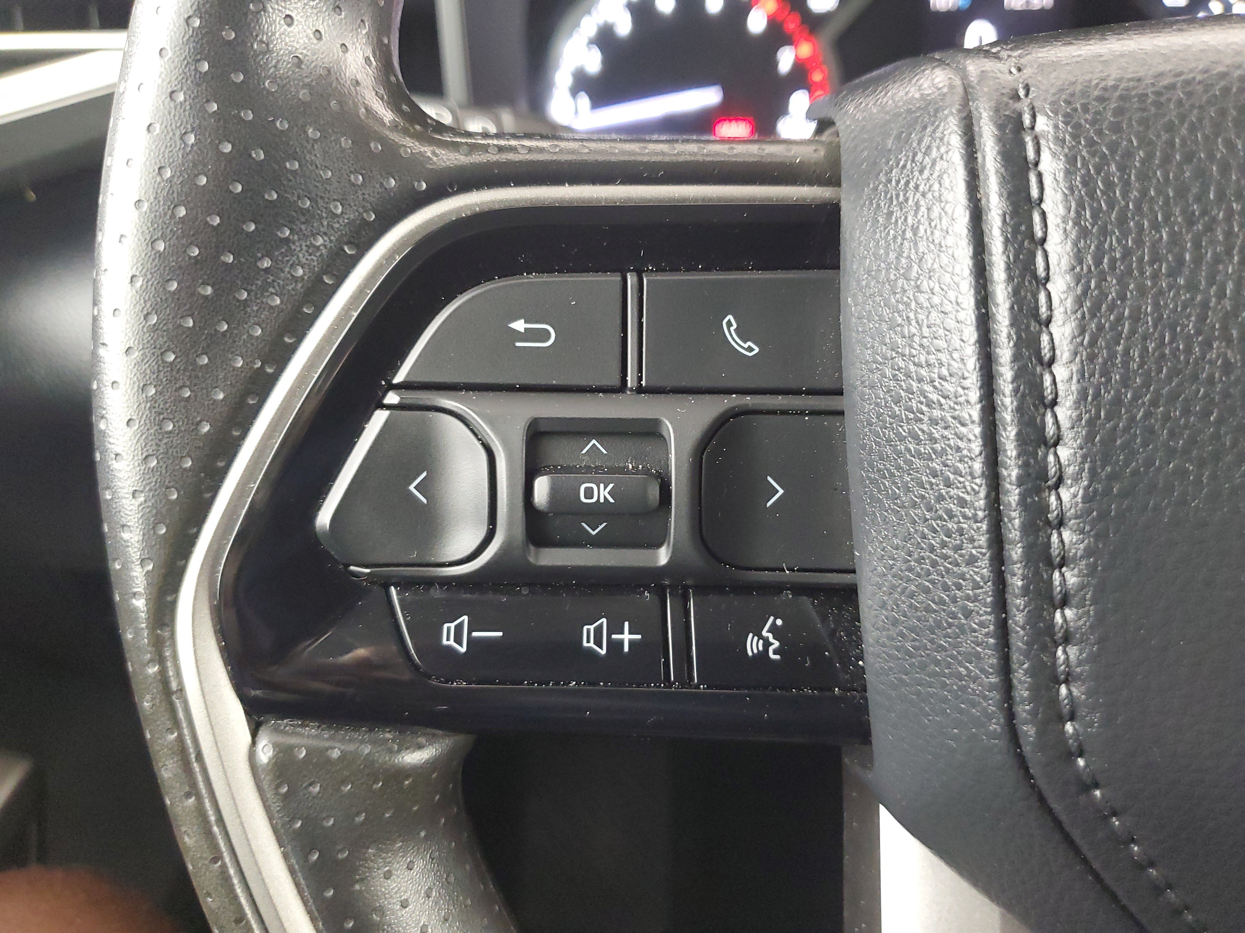 Used 2024 Toyota Tundra SR5 w/ SR5 Convenience Package AWD/4WD image 22