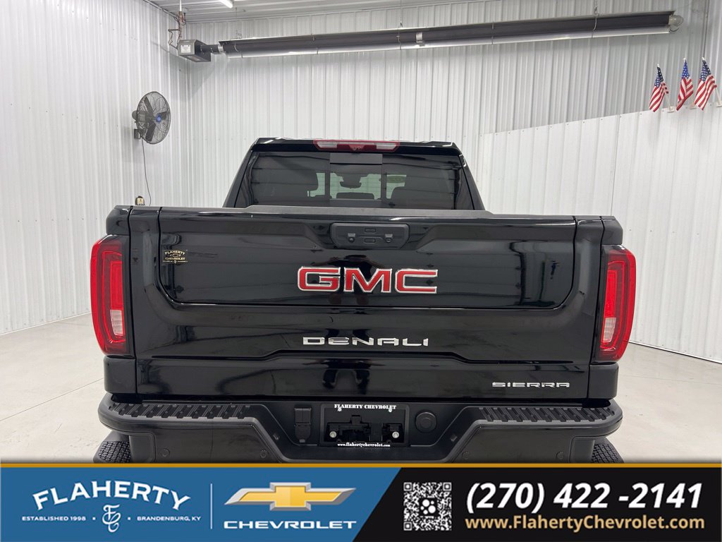 Used 2025 GMC Sierra 1500 Denali w/ Denali Reserve Package AWD/4WD image 4