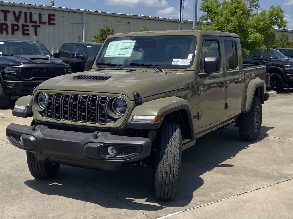 New 2026 Jeep Gladiator Sport AWD/4WD image 32