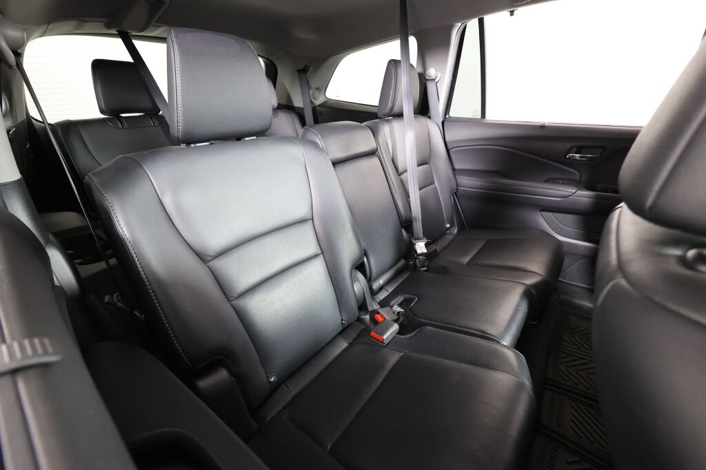 Used 2019 Honda Pilot Touring image 22