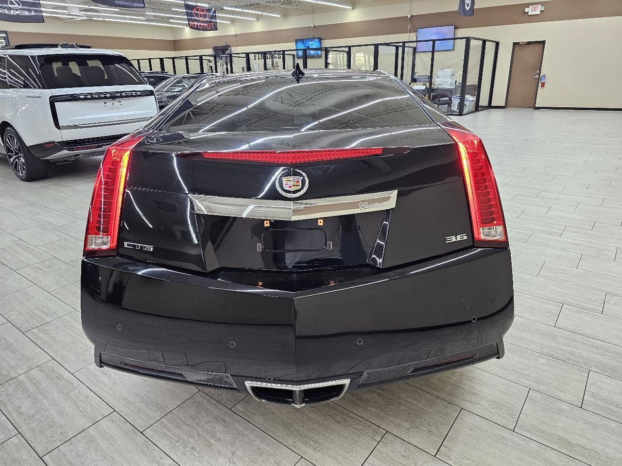 Used 2012 Cadillac CTS Premium RWD image 7