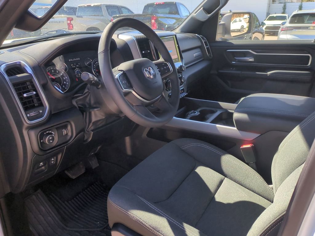 Used 2025 RAM 1500 Big Horn AWD/4WD image 12
