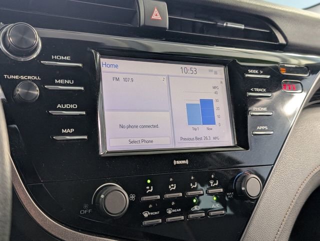 Used 2020 Toyota Camry LE image 17