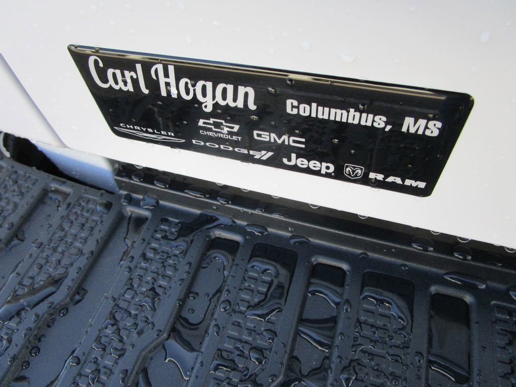 New 2026 GMC Sierra 1500 AT4 w/ Technology Package image 12