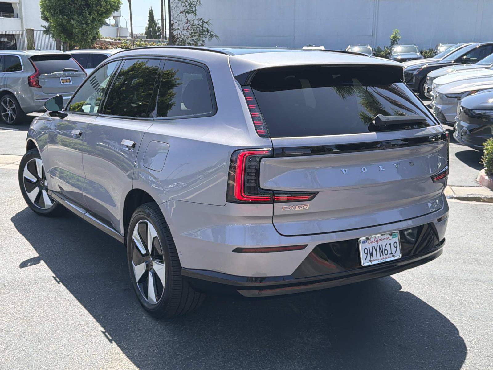 Used 2026 Volvo EX90 Plus RWD image 7