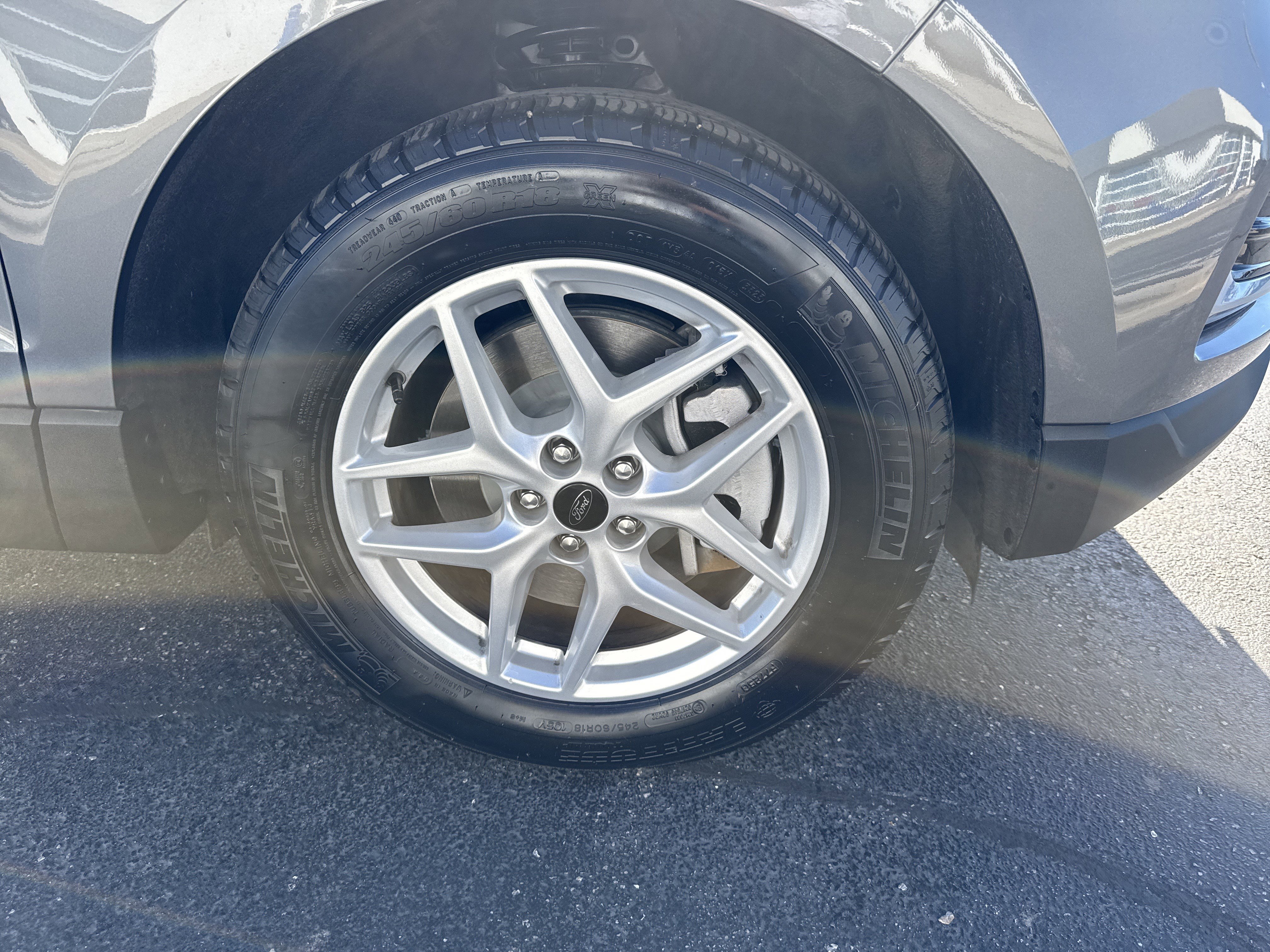 Used 2024 Ford Edge SEL image 6