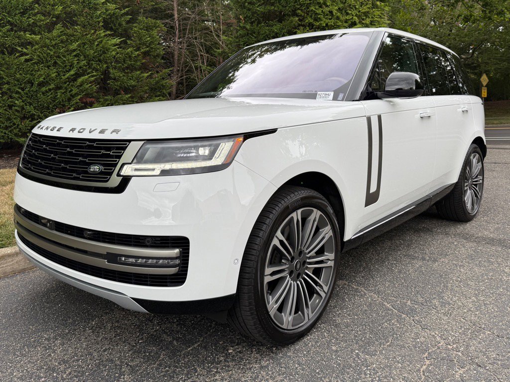 Certified 2023 Land Rover Range Rover SE