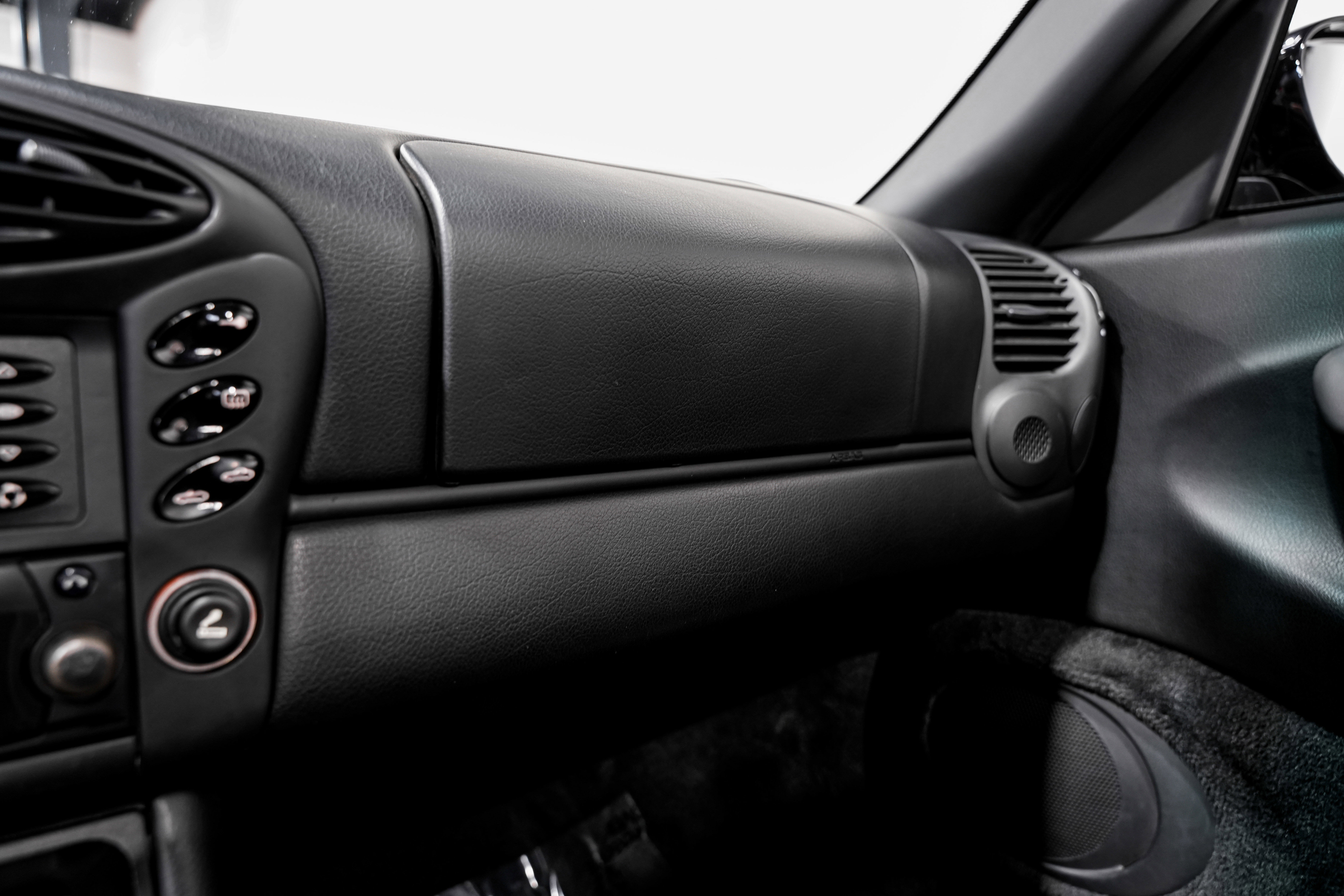 Used 2000 Porsche Boxster image 15