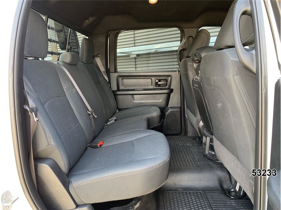 Used 2022 RAM 5500 Tradesman w/ Chrome Appearance Group RWD image 25