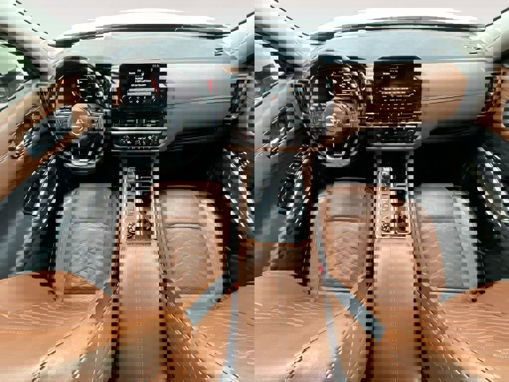 Used 2022 Nissan Pathfinder Platinum w/ Cargo Package image 10