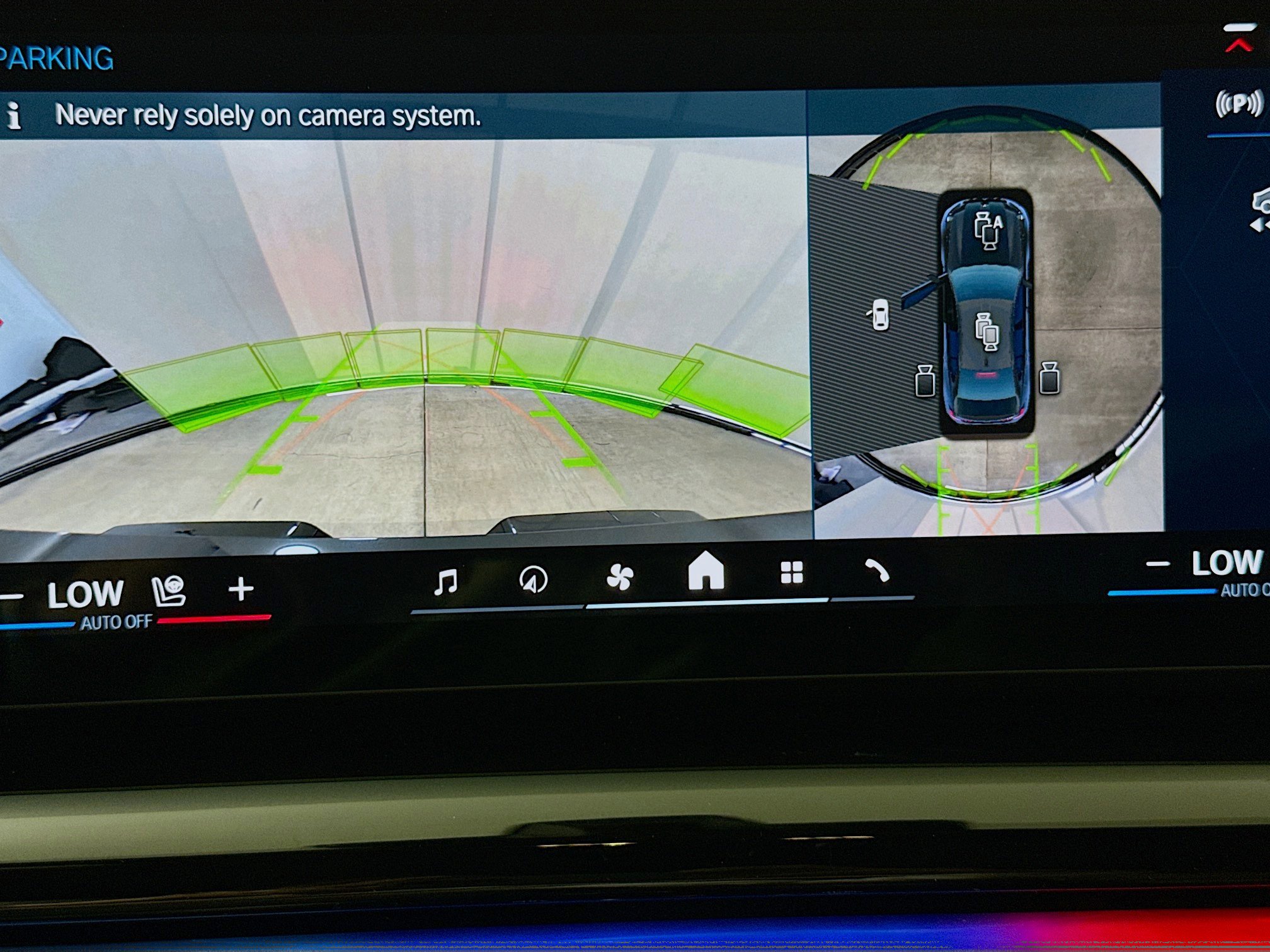 Used 2025 BMW M5 w/ Executive Package image 14