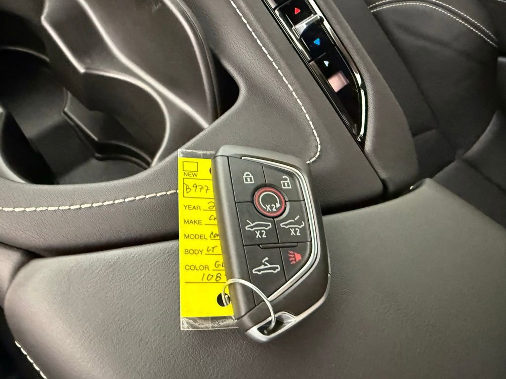 Used 2022 Chevrolet Corvette Stingray Convertible w/ 1LT RWD image 18