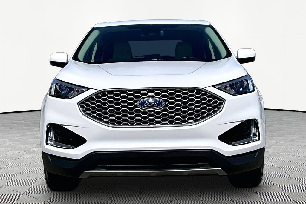 Certified 2023 Ford Edge SEL w/ Convenience Package AWD/4WD image 3
